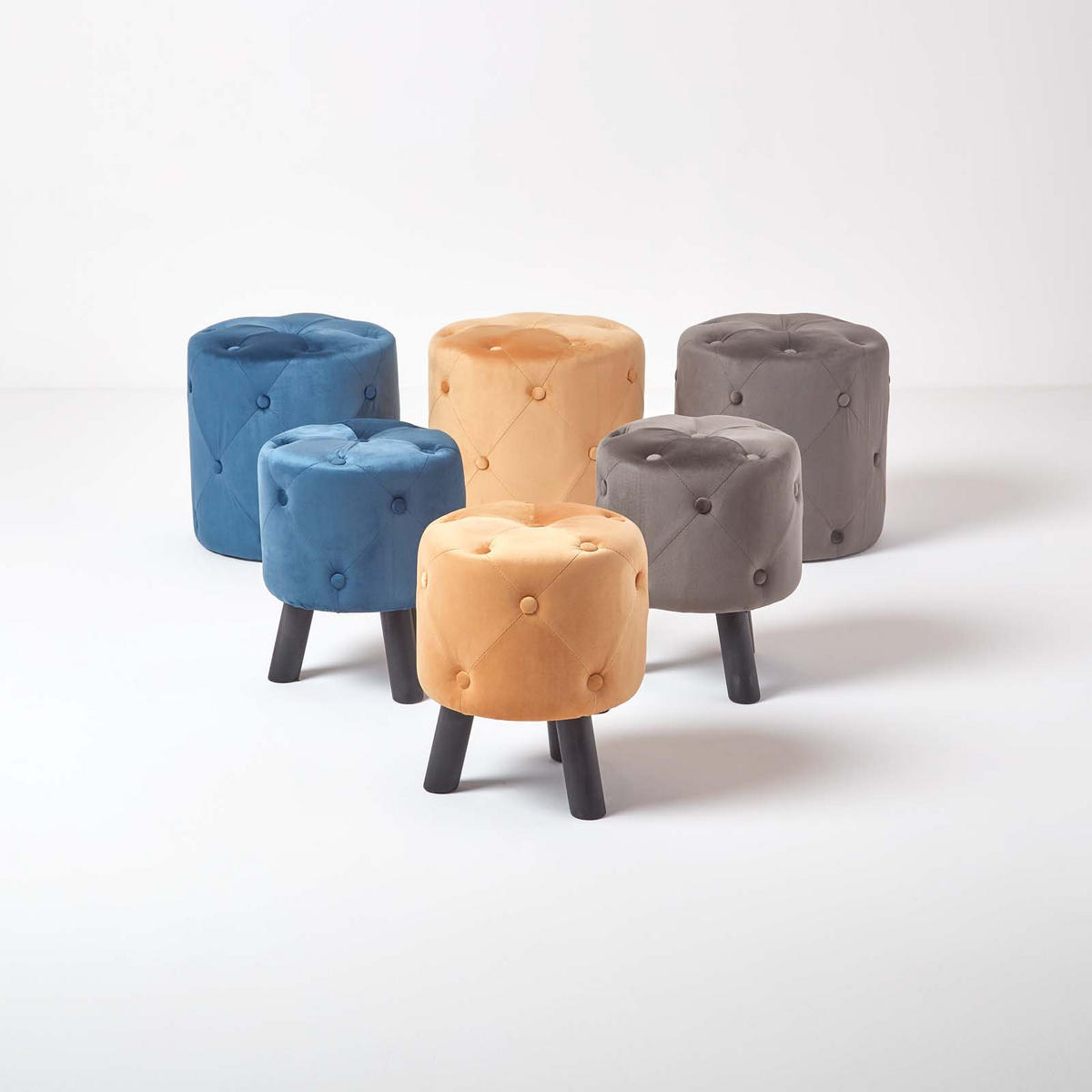SAMT-POUF Windsor blau, runder Hocker 40/40/40 cm - Dunkelblau, Textil (40/40/40cm) - Homescapes