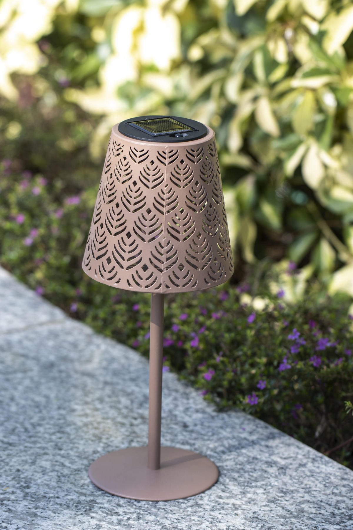 LED-SOLAR-TISCHLEUCHTE - wetterfest mit Dämmerungssensor und Schattenspiel für Garten und Terrasse, 2er-Set - Weiß, Metall (12/12/30cm) - Northpoint