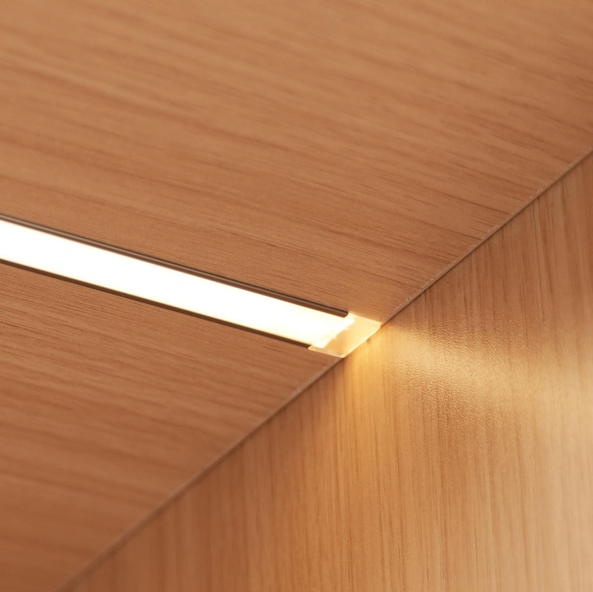 HIGHBOARD 62/160/32 cm Eichefarben aus MDF mit LED-Beleuchtung - Eichefarben, Holzwerkstoff (32/160/62cm) - OKMYHOME