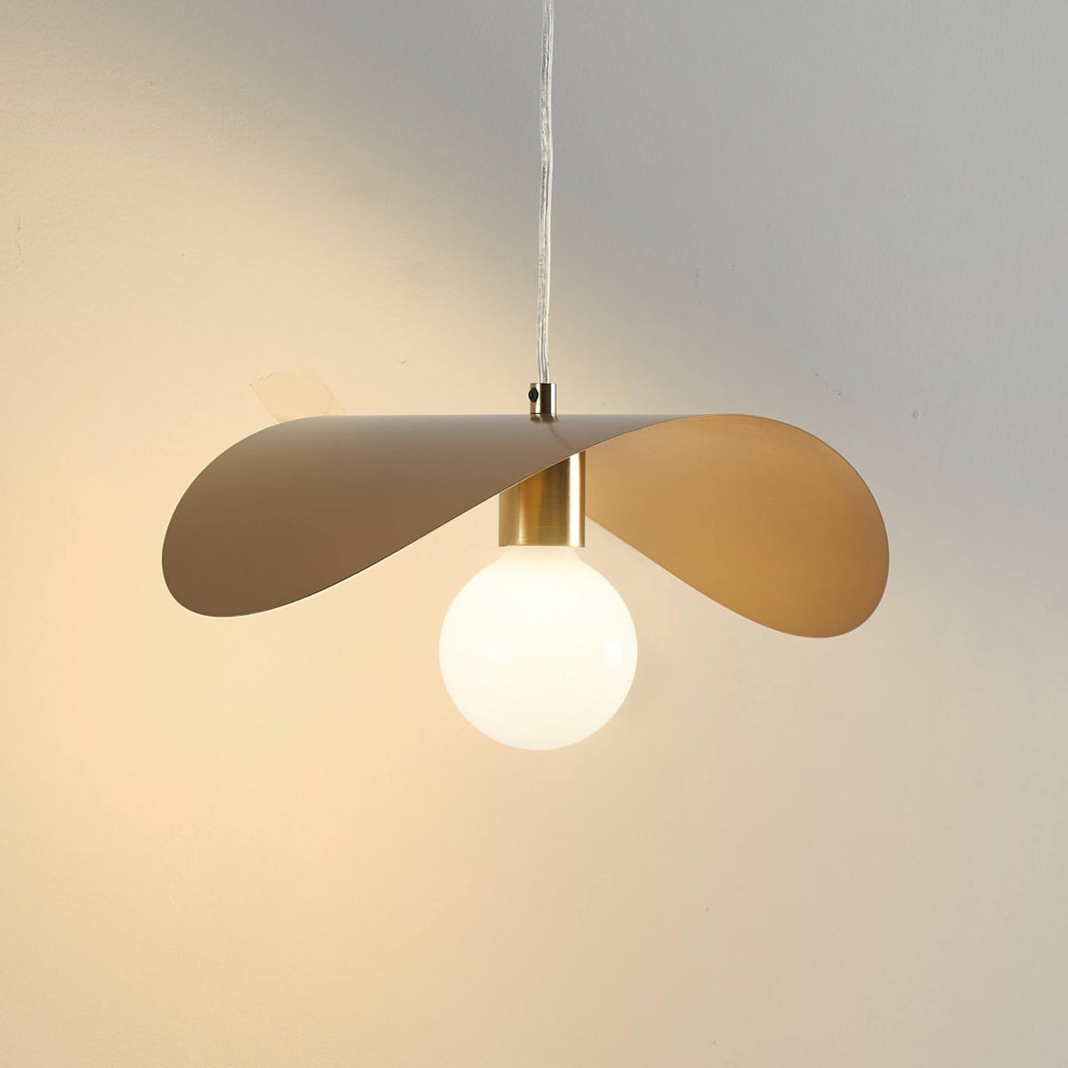 HÄNGELEUCHTE Piuma, Gold, 45cm - Goldfarben, Metall (45/23/15.5cm) - KOSILUM