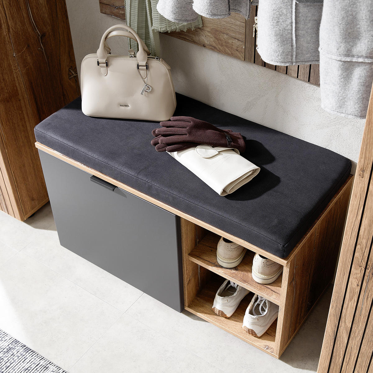 GARDEROBENBANK - Risseiche Silber Dekor / Matt Grau - Schwarz/Braun, Holzwerkstoff/Kunststoff (82/51/38cm) - home24