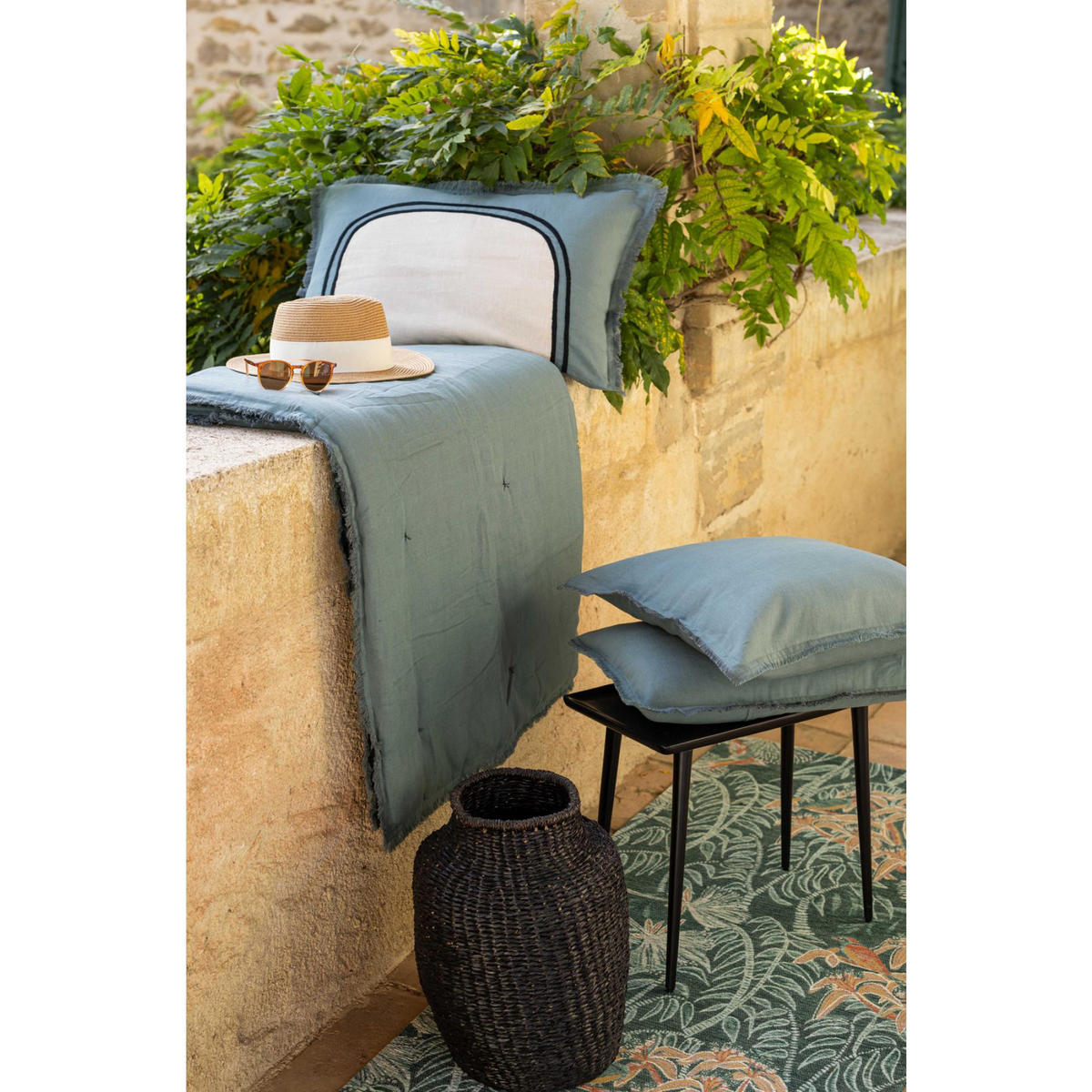 TEPPICH Nona prusse 155 x 230 x 1 cm - Blau, Textil (155/230cm) - Vivaraise