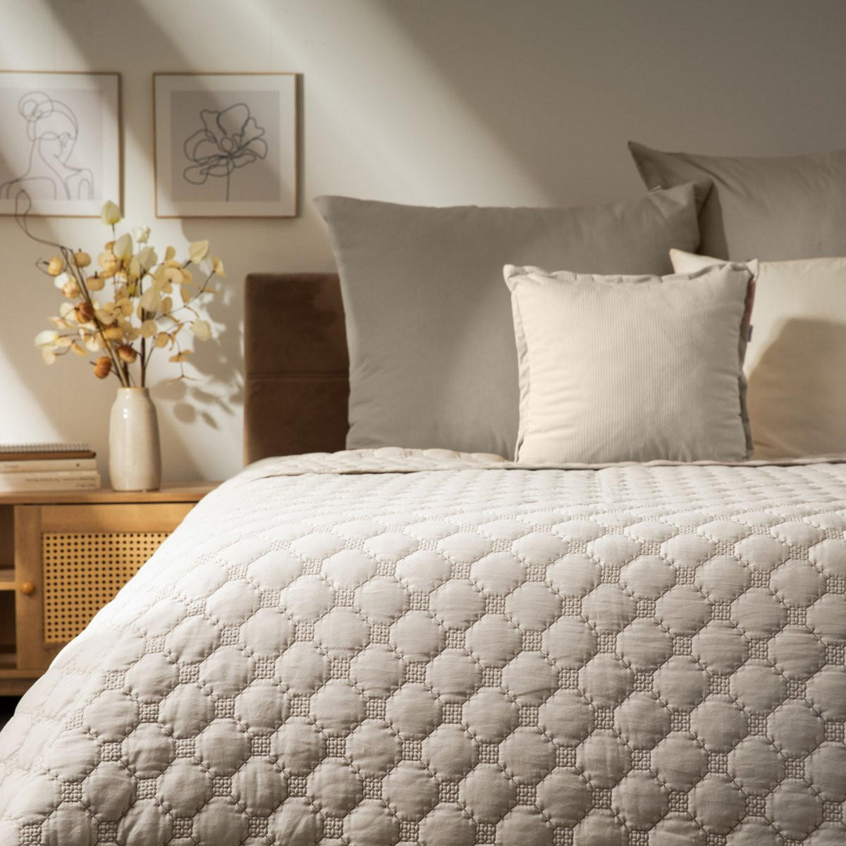 TAGESDECKE Sprout beige 200/220 cm - Beige, Textil (200/220cm) - Homla