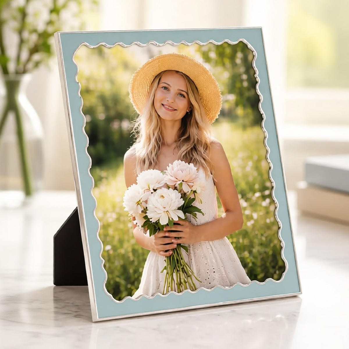 BILDERRAHMEN Juliette, Fotoformat 20 x 25 cm, hellblau und silberfarben, Zink und Glas, Rahmen 22,7 x 1,3 x 27,6 cm - Silberfarben/Hellblau, Glas/Metall (22.7/27.6/1.3cm) - Mauro Ferretti