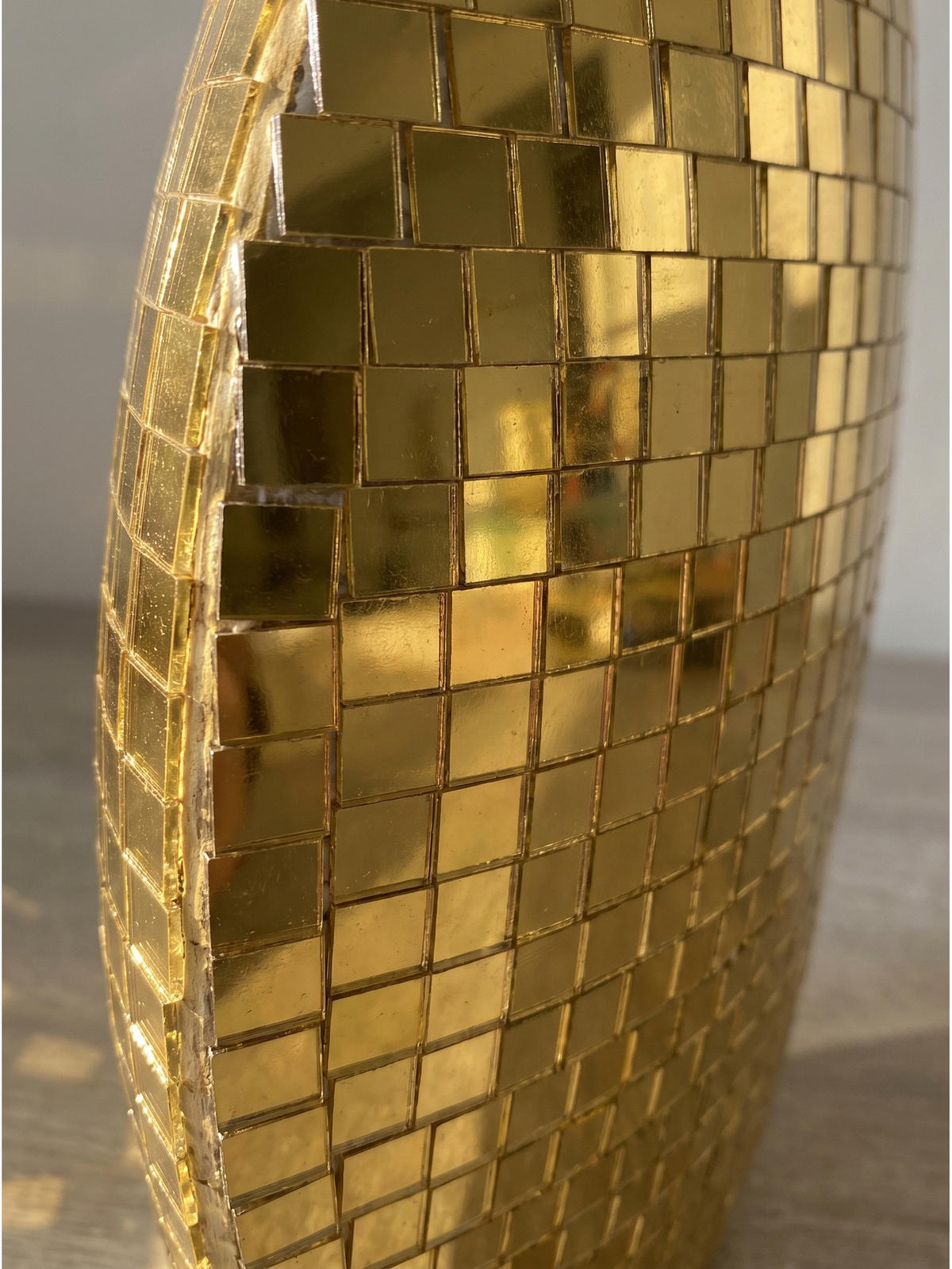 TISCHVASE BERLENGA, Eisen, handgefertigt, Gold, 40 x 10 x 35 cm - Goldfarben, Metall (35cm) - KADIMA DESIGN