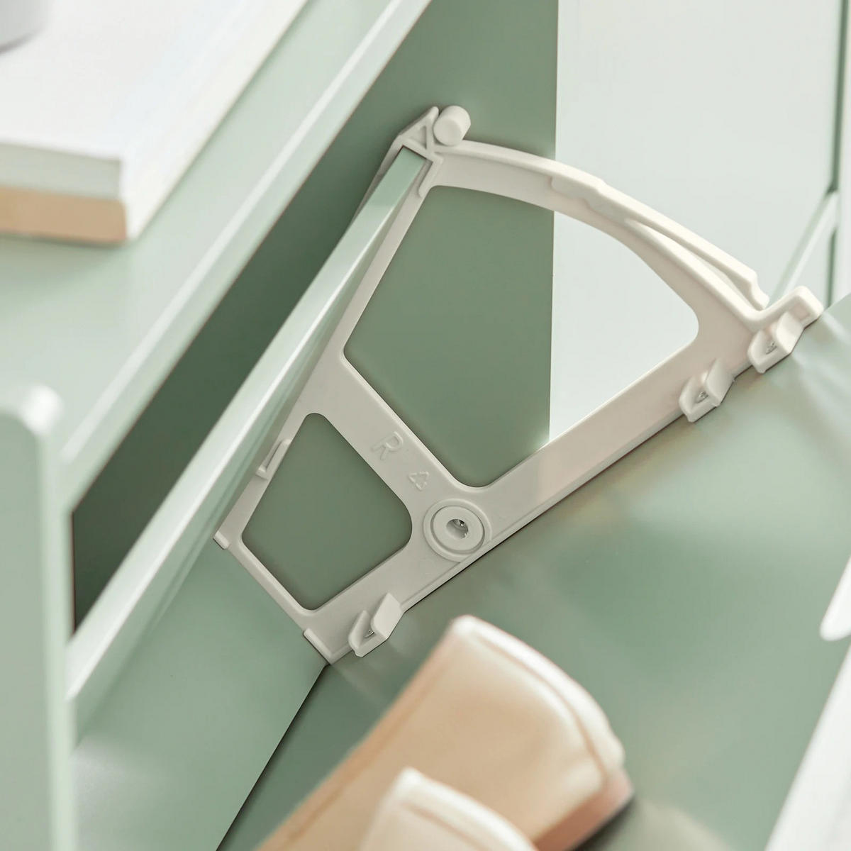 FSR100 Schuhkipper 4 Klappen Schuhschrank schmal Schuhkommode Schuhablage Hellgrün - Hellgrün, Holzwerkstoff/Metall (100/90/19cm)