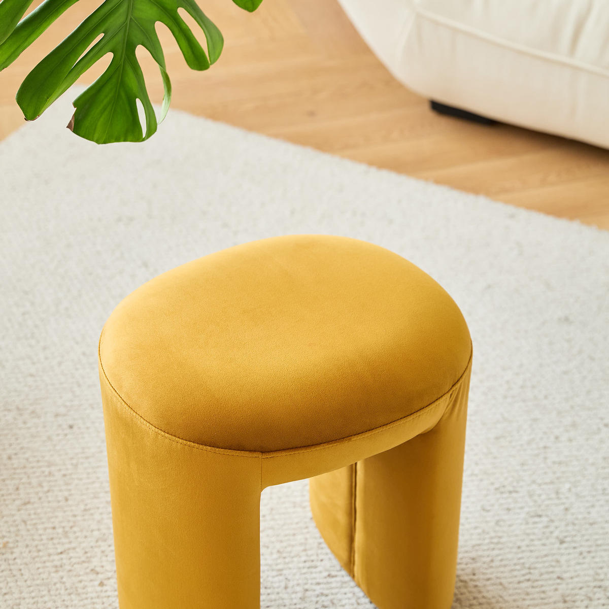 POUF Samt Gelb - Gelb, Textil (40/45/35cm) - Nordlys