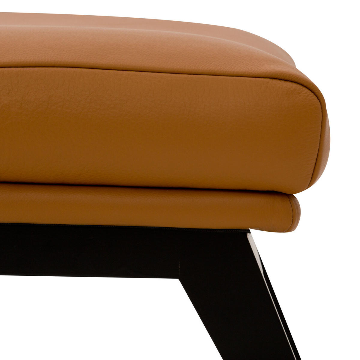 POLSTERHOCKER mit Holzfüßen - Cognac/Schwarz, Leder/Eichenholz (51/37/41cm) - home24