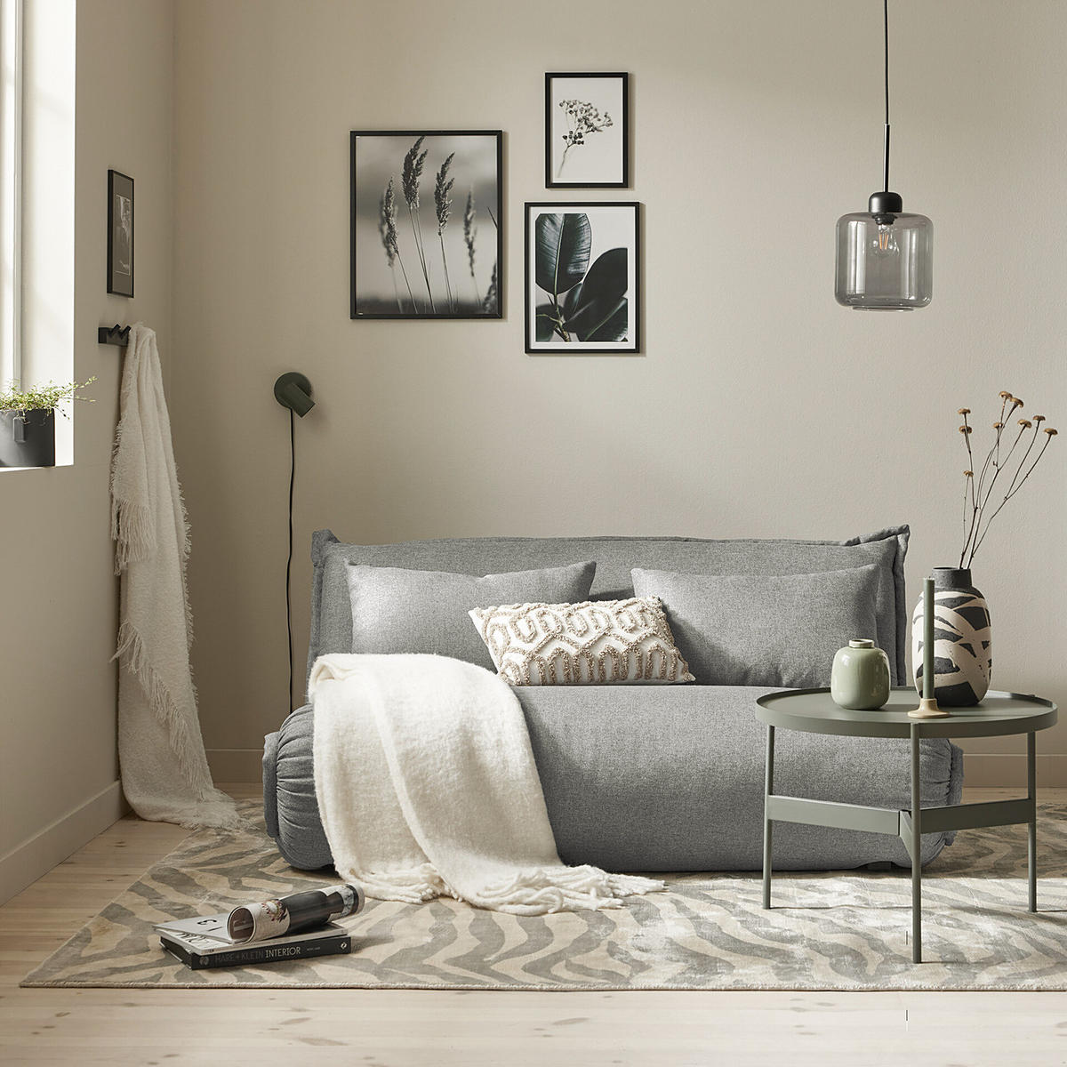 SCHLAFSOFA - Hellgrau/Schwarz, Textil/Metall (150/75/85cm) - home24