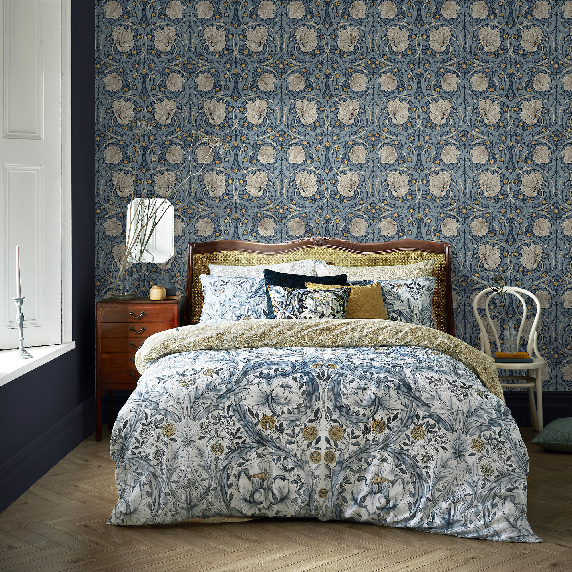 VLIESTAPETE Pimpernel Blue - Blau, Papier/Kunststoff (52/1000cm) - Graham & Brown