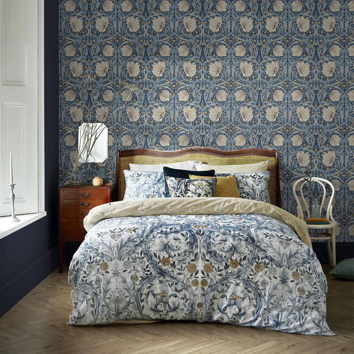VLIESTAPETE Pimpernel Blue - Blau, Papier/Kunststoff (52/1000cm) - Graham & Brown
