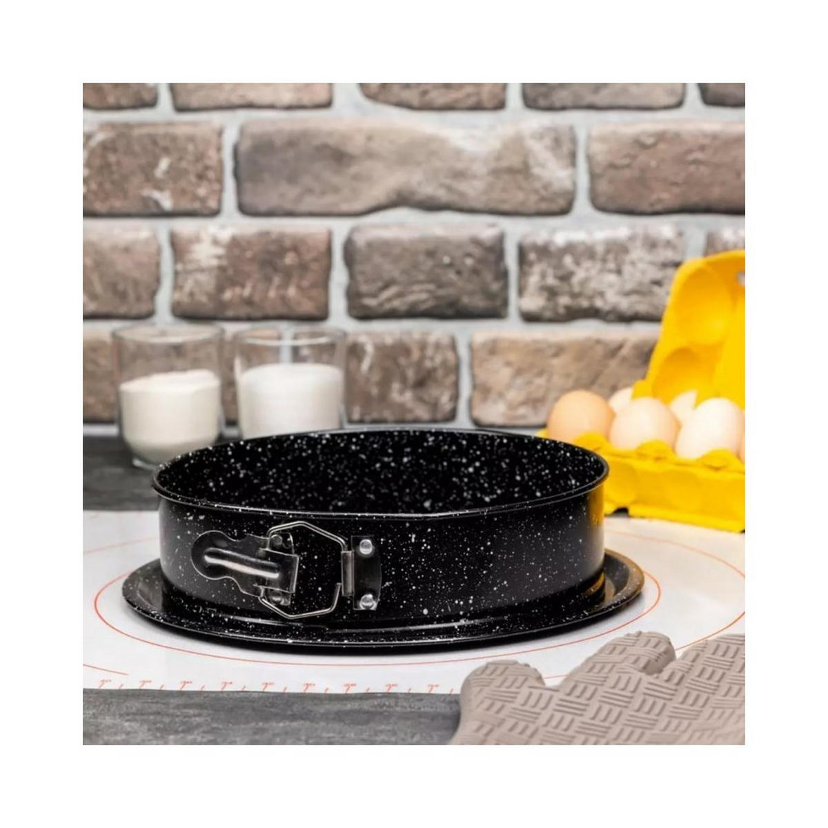 SPRINGFORM Schwarz 24/24/6.8 cm KH1782 - Schwarz, Metall (24/6.8/24cm) - Kinghoff 