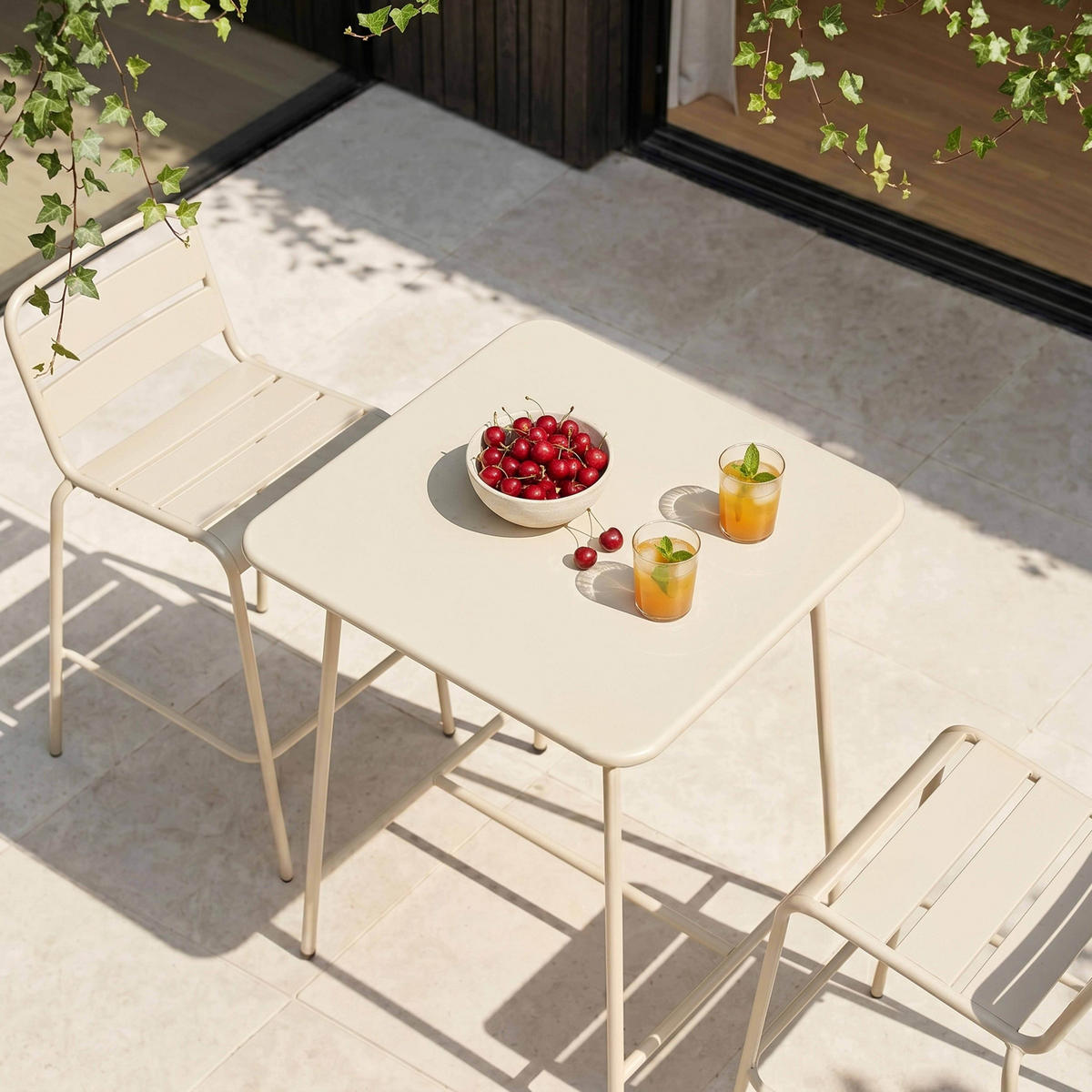 GARTENSET 3-tlg., Elfenbeinfarbe - Beige, Metall - Oviala