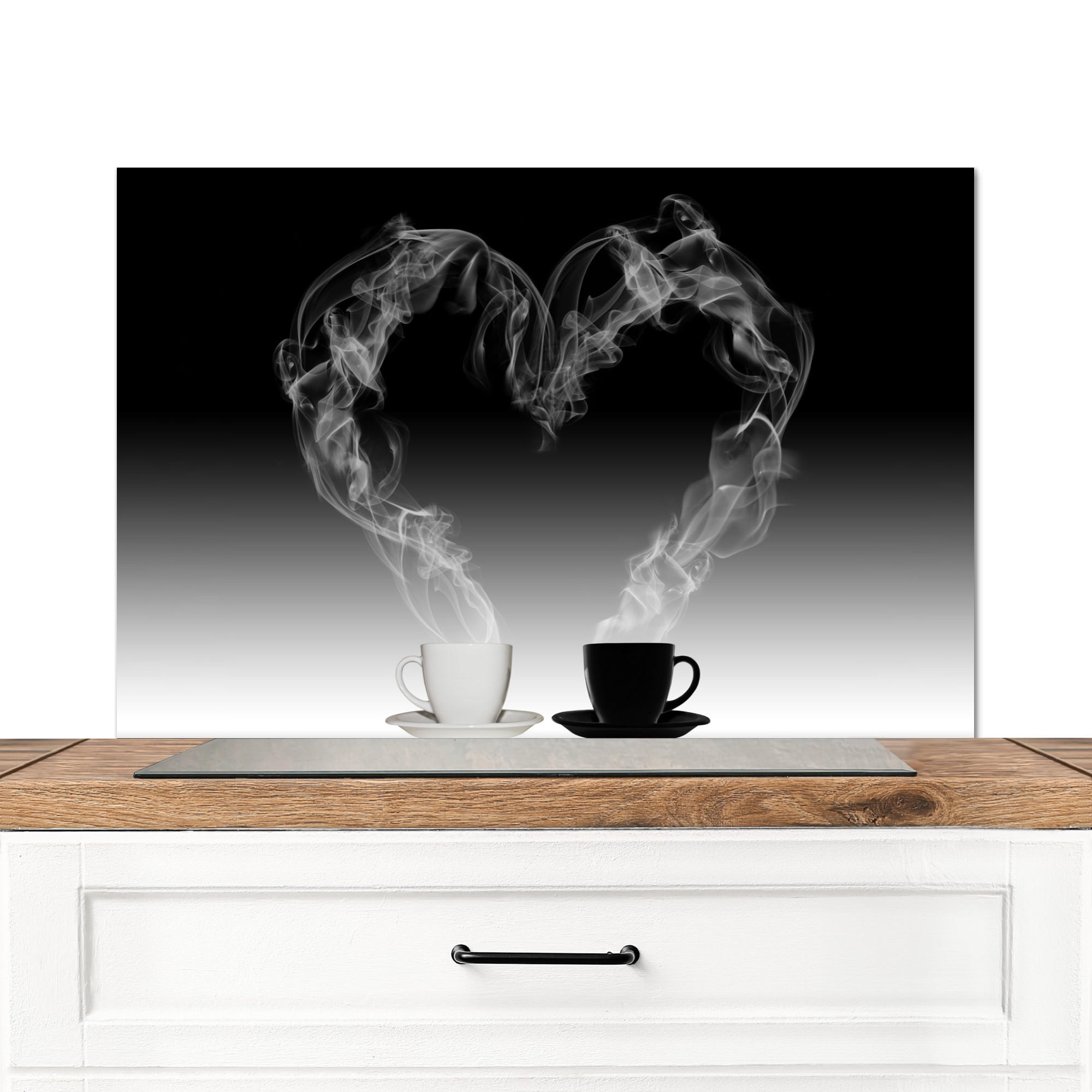 SPRITZSCHUTZ KÜCHE Kaffee - Herz - Schwarz und weiß - Tassen 80x55 cm - Weiß, Metall (80/0.3/55cm) - MuchoWow