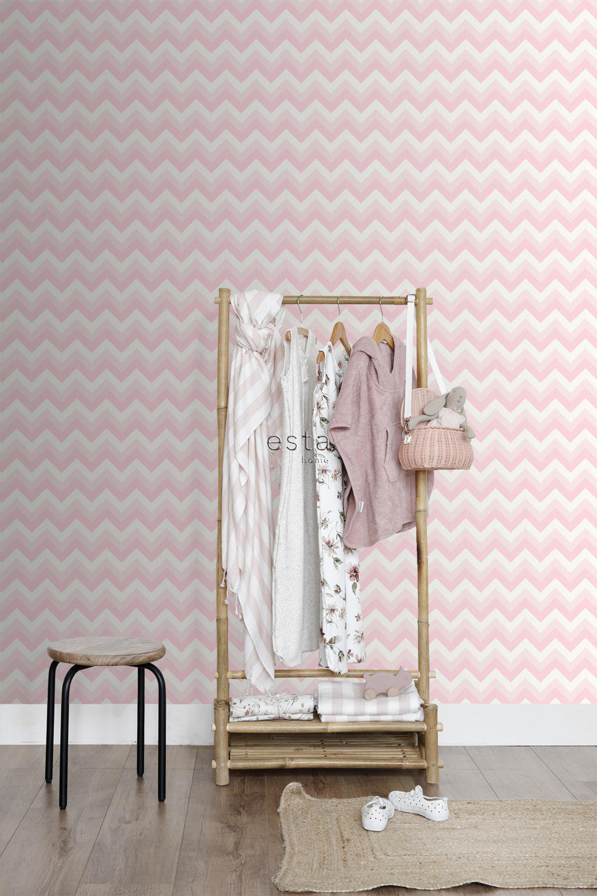 TAPETE Zickzack-Motiv 53 cm x 10.05 m - Pink, Papier (53/0.1cm) - ESTAhome