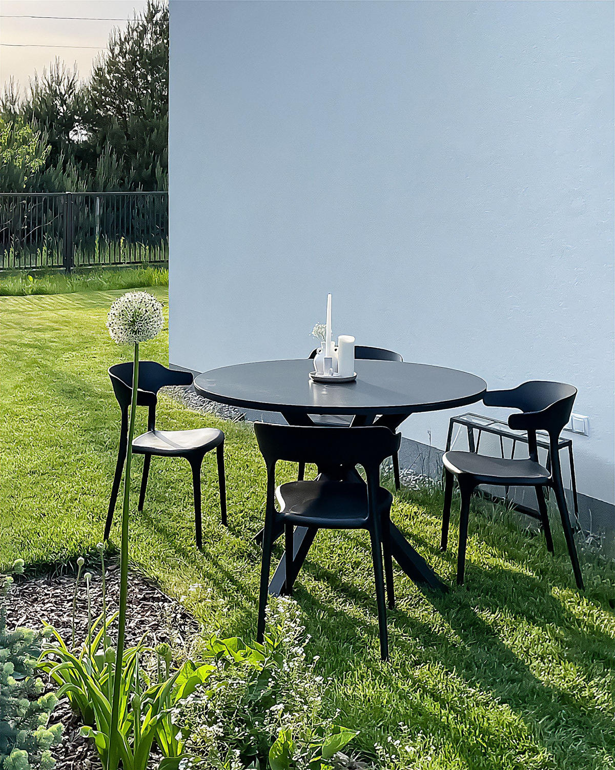 ZAHRADNÍ ŽIDLE sada 4 ks Plast černá Gubbio - černá, plast (50/76/49cm) - Beliani