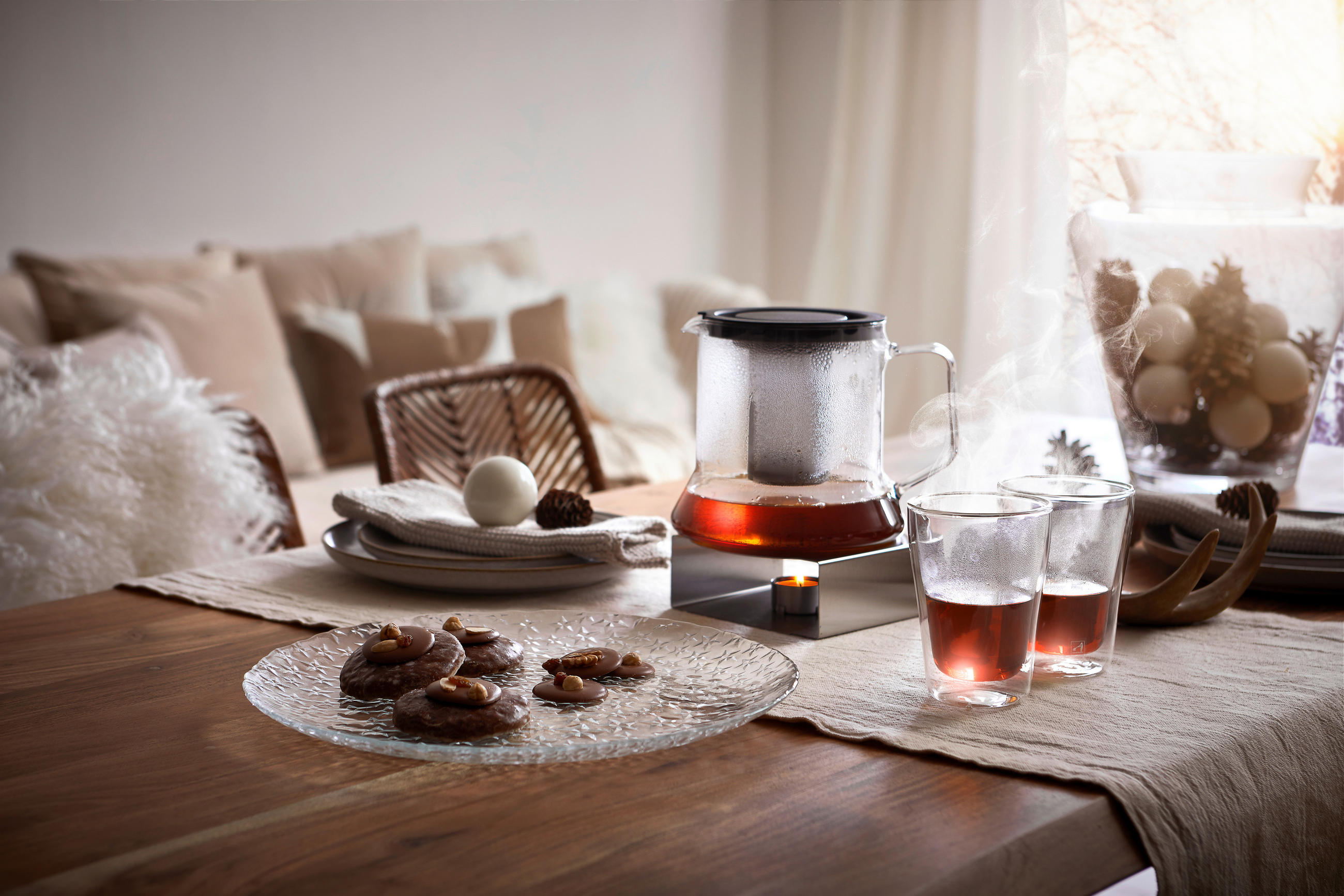 Kanvica na čaj a šálky