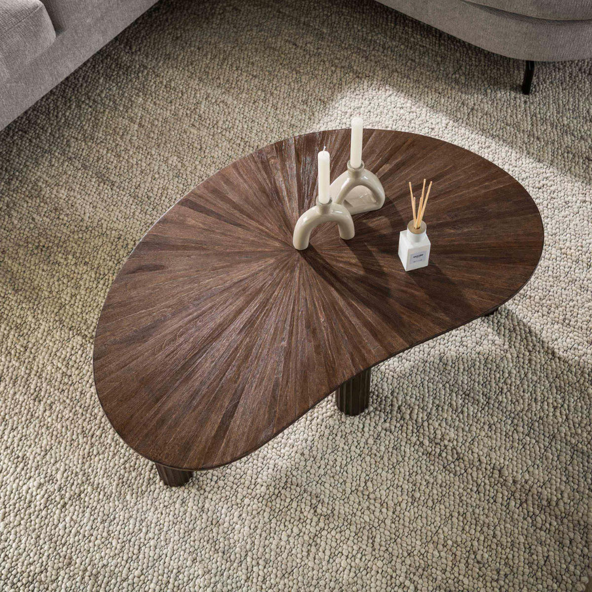 COUCHTISCH GIANNI STELLA Nierenförmiger Lounge-Tisch in dunklem Teak - Braun, Holz (68/110/36cm) - alesvelt