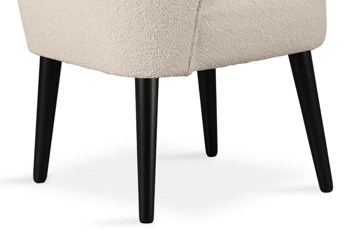 COCKTAILSESSEL APPA uf hohen schwarz lackierten Beinen aus Buchenholz, aus recyceltem Boucle-Stoff, Ecru/Schwarz - Ecru/Schwarz, Holz/Textil (63/89/65cm) - KONSIMO®