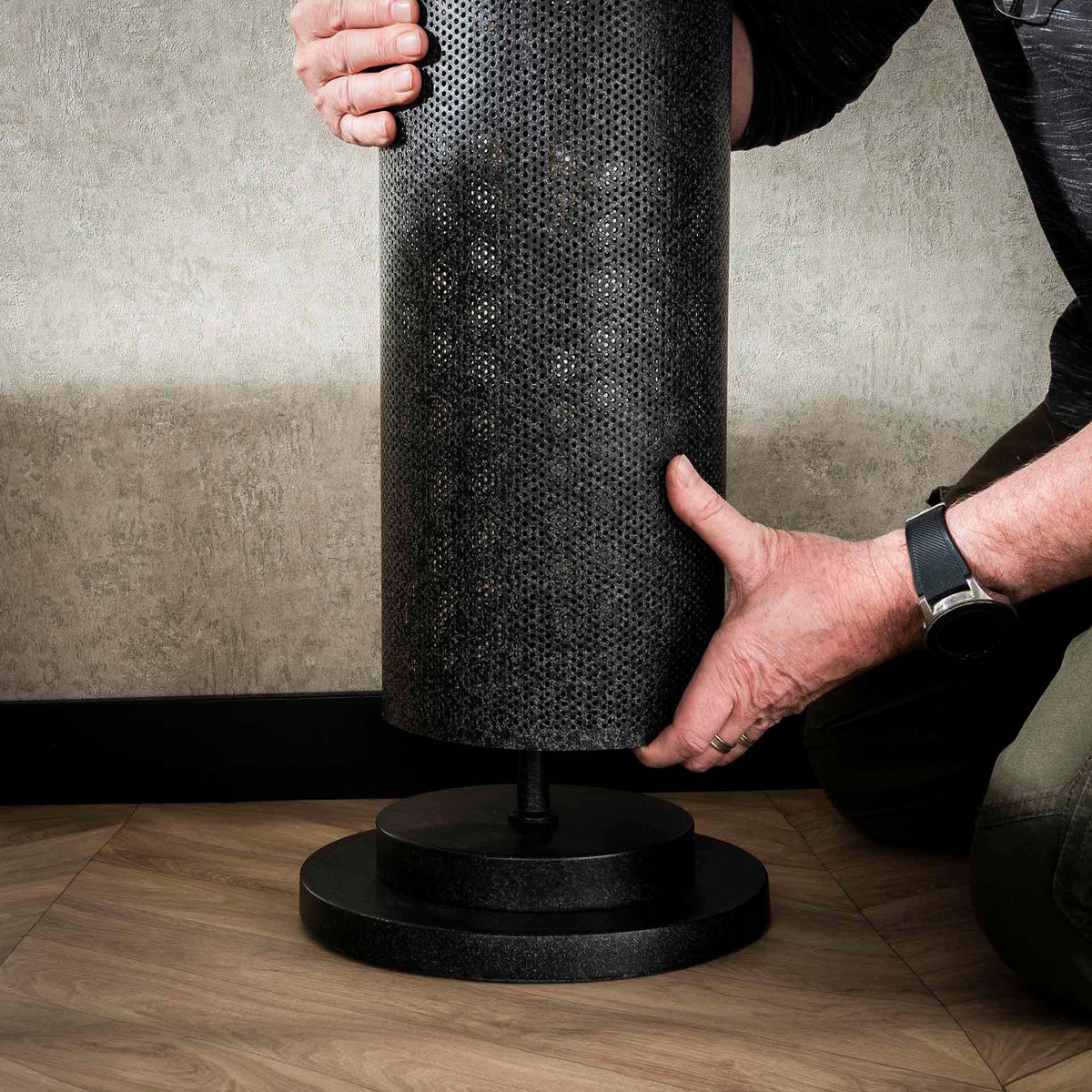 STEHLEUCHTE Tube Schwarz 28/28/ 149 cm - Schwarz, Metall (28/28/149cm) - Hoyz Collection