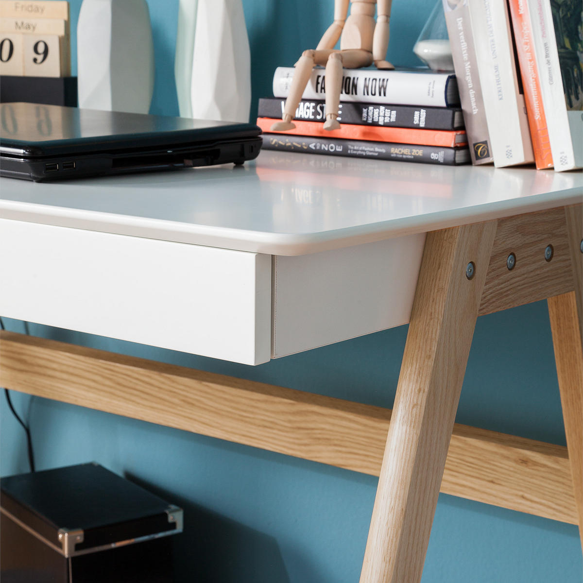 SCHREIBTISCH - Eiche teilmassiv, Weiß / Eiche - Weiß, Holzwerkstoff (70/120/75cm) - home24