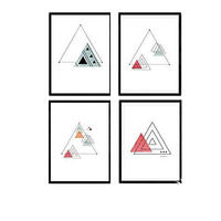 POSTER Set mit 4 Geometrische Nordischer Dreiecken im Rot und Blautönen A4 Schwarzer Rahmen - Schwarz, Papier (29.7/3cm) - Nacnic