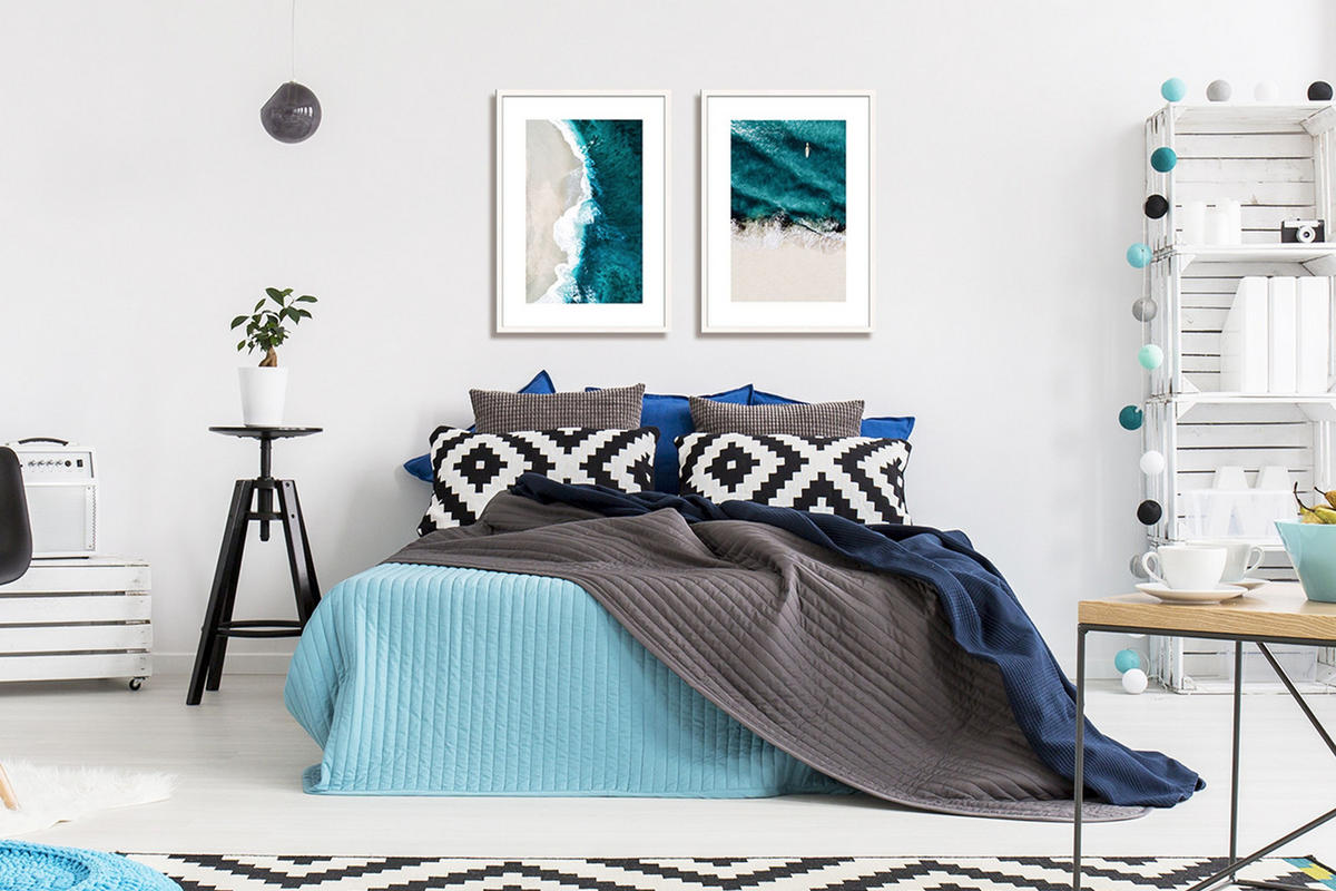 POSTER mit Rahmen 50x70 cm Strandlandschaft Türkis - Blau, Holz (51/71cm) - artissimo