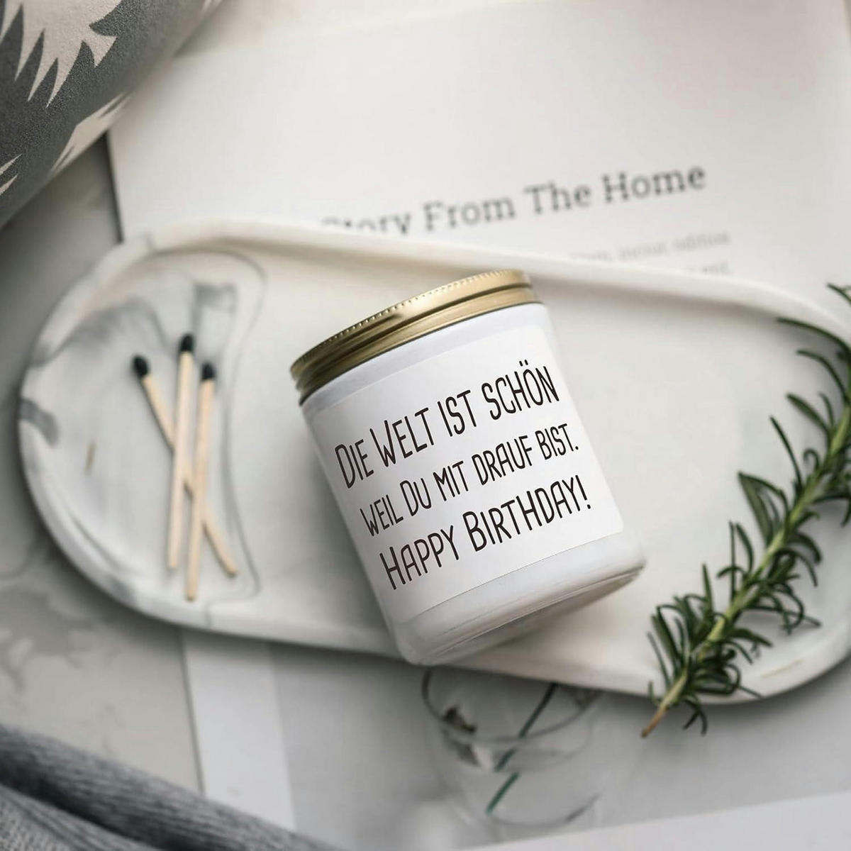DUFTKERZE Happy Birthday Lavendel-Vanille 7oz - Weiß, Paraffin (9cm)