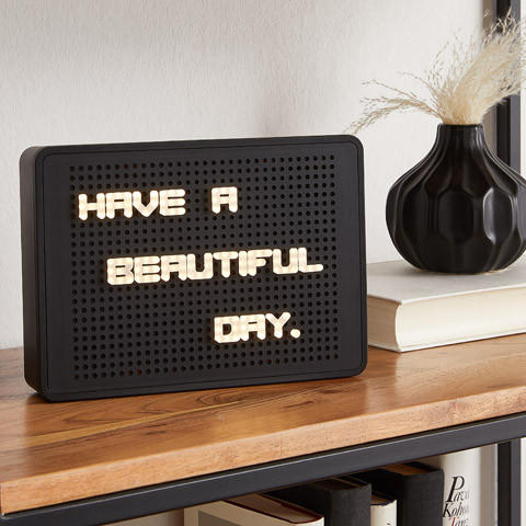 Dekoleuchte mit Text