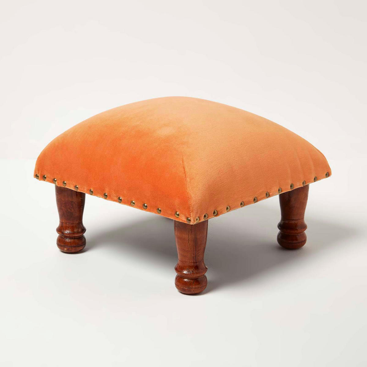 SAMT-HOCKER Mable, orange mit Holzbeinen, 40/40/25 cm - Orange, Textil (40/25/40cm) - Homescapes