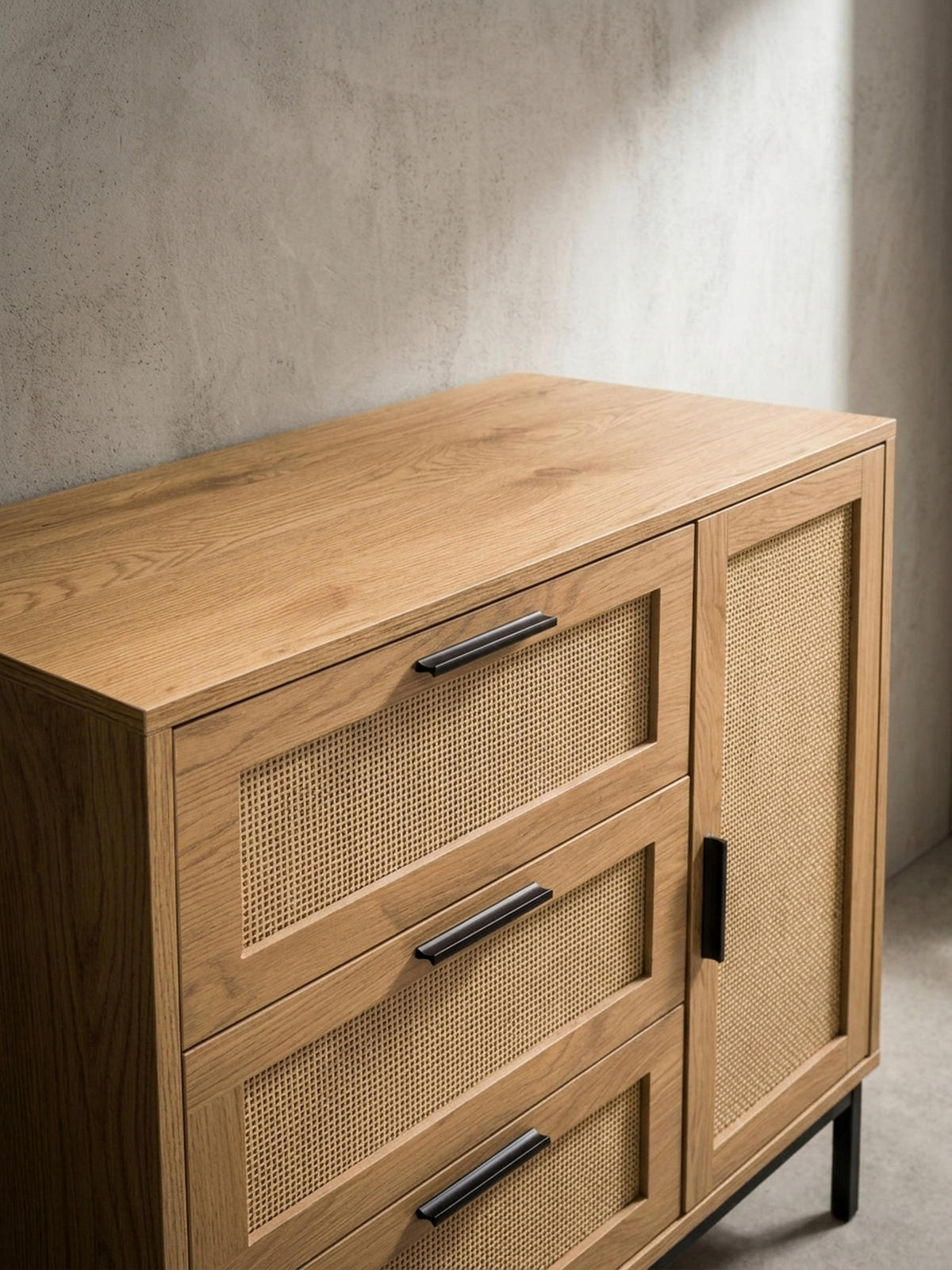 KOMMODE – Eiche-Dekor/Rattan, 80x82x36 cm, 3 Schubladen, 1 Tür, modern - Schwarz/Braun, Holzwerkstoff/Metall (80/82/36cm) - KADIMA DESIGN