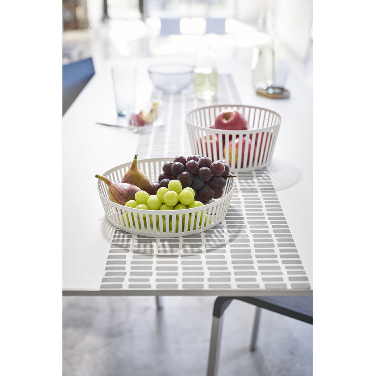 OBSTSCHALE Tower 3811 Weiß Metall 10/21.5/21.5 cm - Weiß, Metall (10cm) - Yamazaki