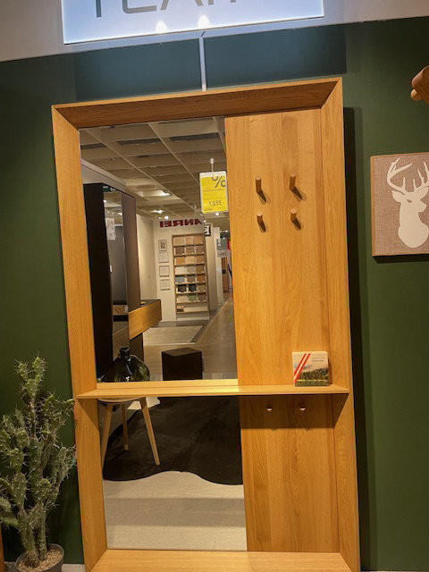 GADEROBENPANEEL - TEAM 7