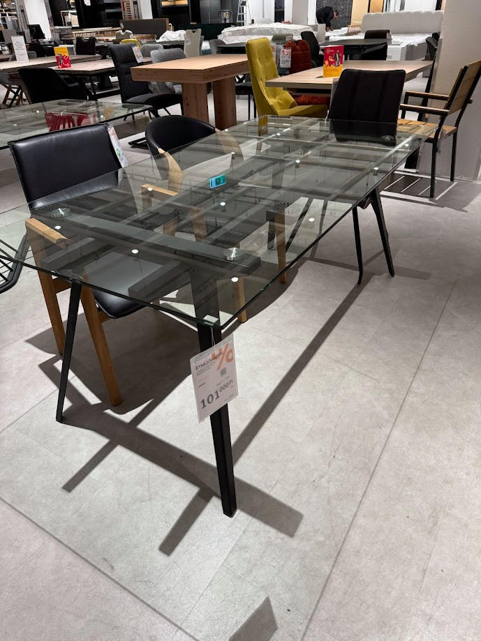 ÉTKEZŐASZTAL MONTI-BUDAÖRS OUTLET - Carryhome