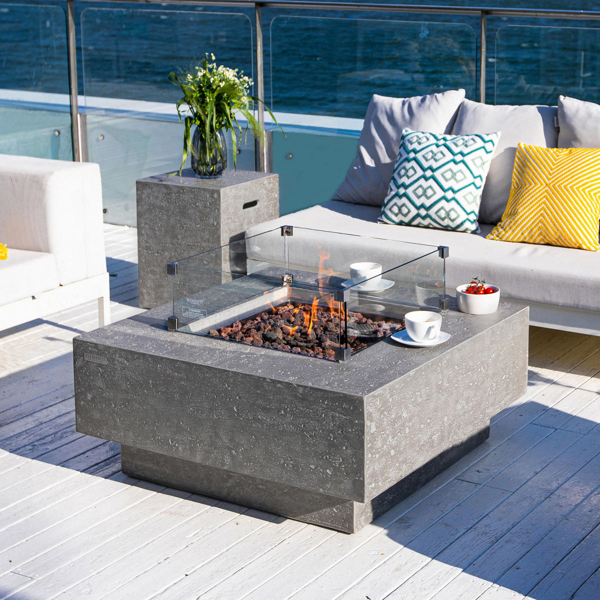 FEUERTISCH Manhattan Gasfeuerstelle aus GF-Beton 91/91/40 cm - Hellgrau, Naturmaterialien (91/40/91cm) - Elementi