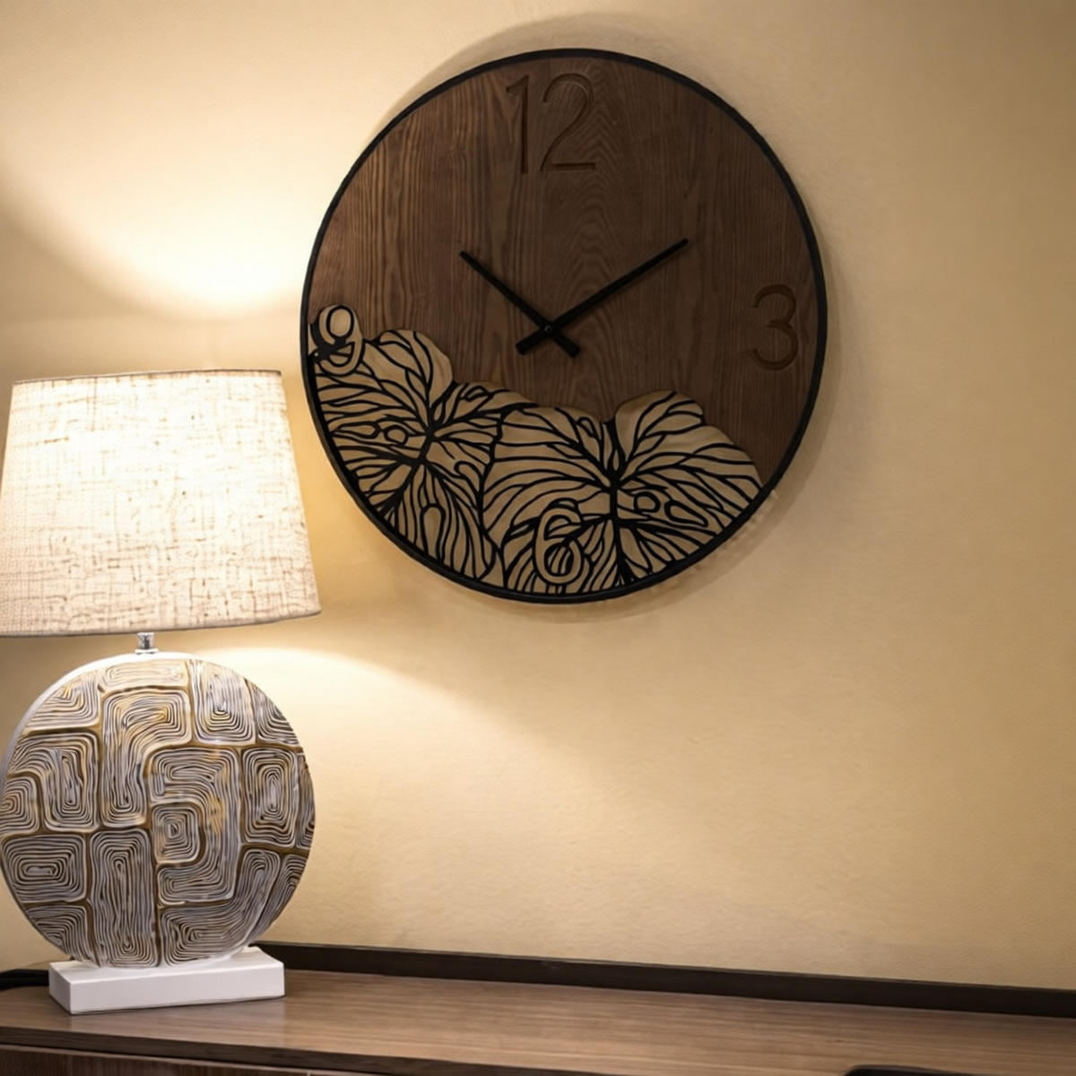 WANDUHR Wood/Leaf, schwarz und braun, Eisen und MDF, 60 x 2 x 60 cm, Motiv: Blätter - Schwarz/Braun, Holzwerkstoff/Metall (60/60/2cm) - Mauro Ferretti