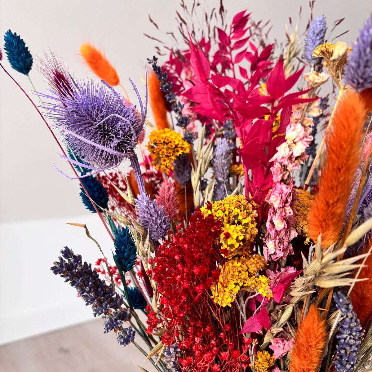 BUNTE Wiese - Trockenblumenstrauß für mehr Farbe in deinem Leben - 40 cm - Naturfarben, Naturmaterialien (40cm) - Lykke & You