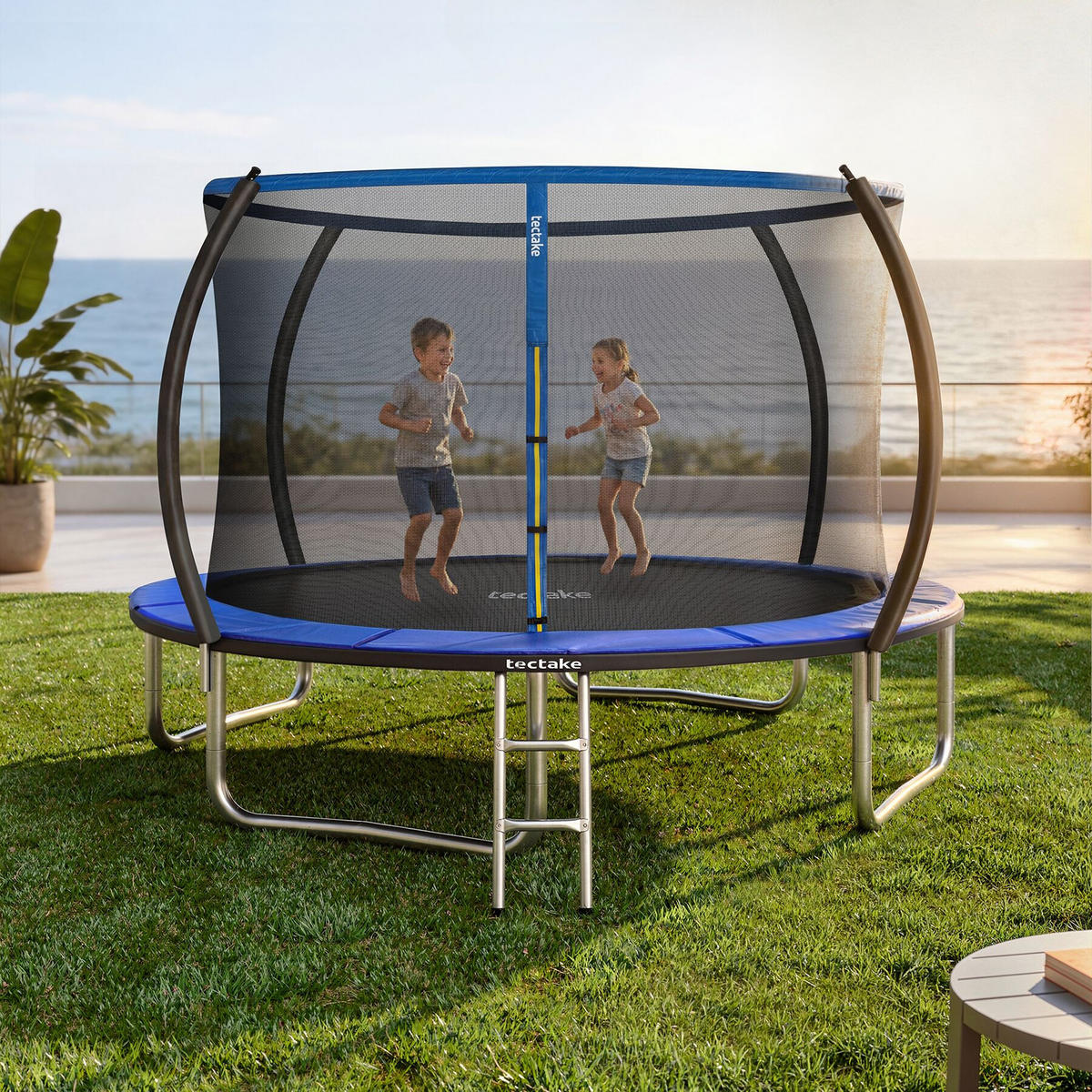 TRAMPOLIN Jumpy, inklusive Einstiegsleiter, schwarz/blau - Blau/Schwarz, Metall (322/265/322cm) - tectake