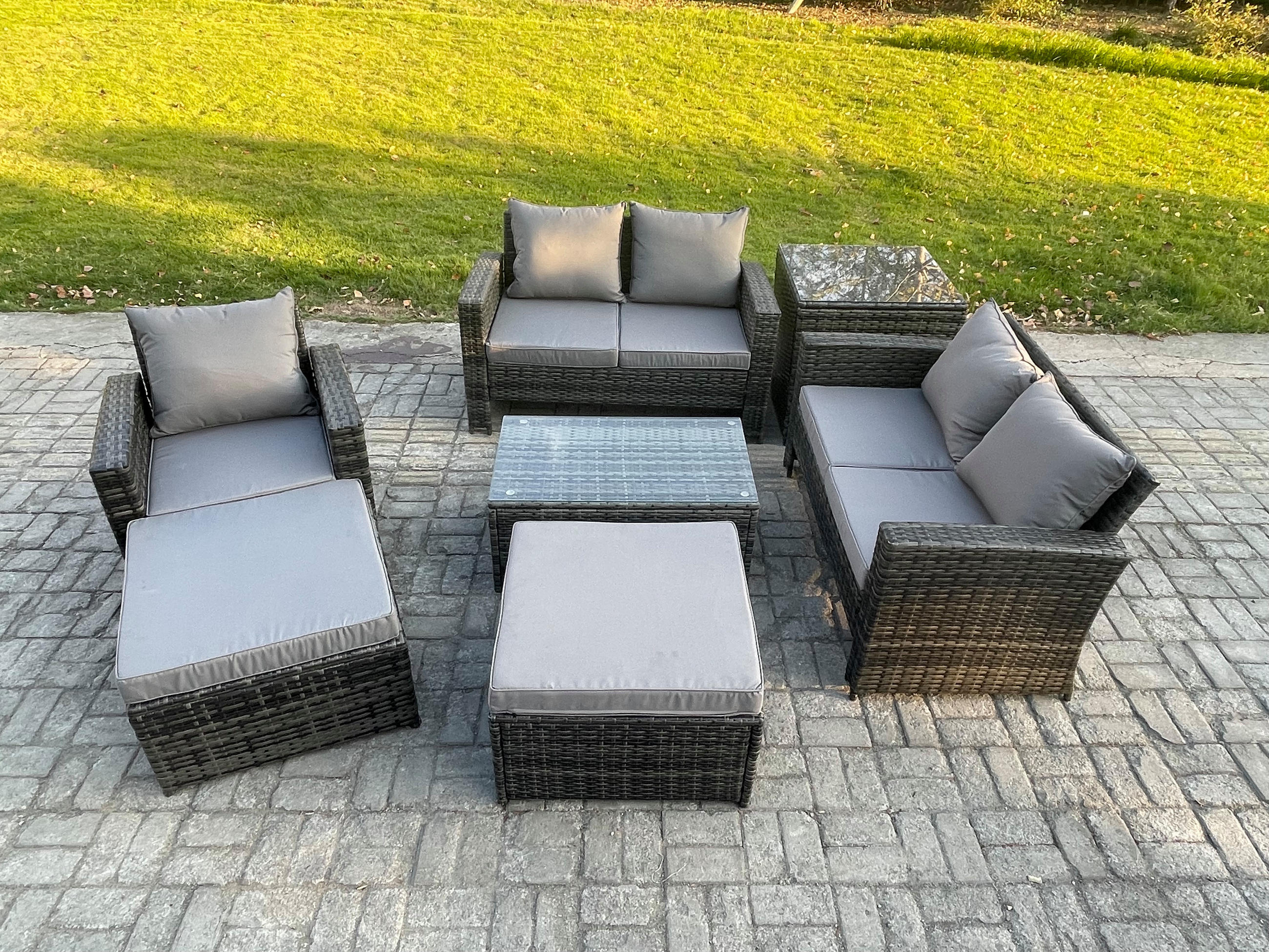 GARTENMÖBEL-SET SOFA STUHL COUCHTISCH 2 HOCKER BEISTELLTISCH Polyrattan Dunkelgrau Gemischt 7-Sitzer - Dunkelgrau, Metall - Fimous