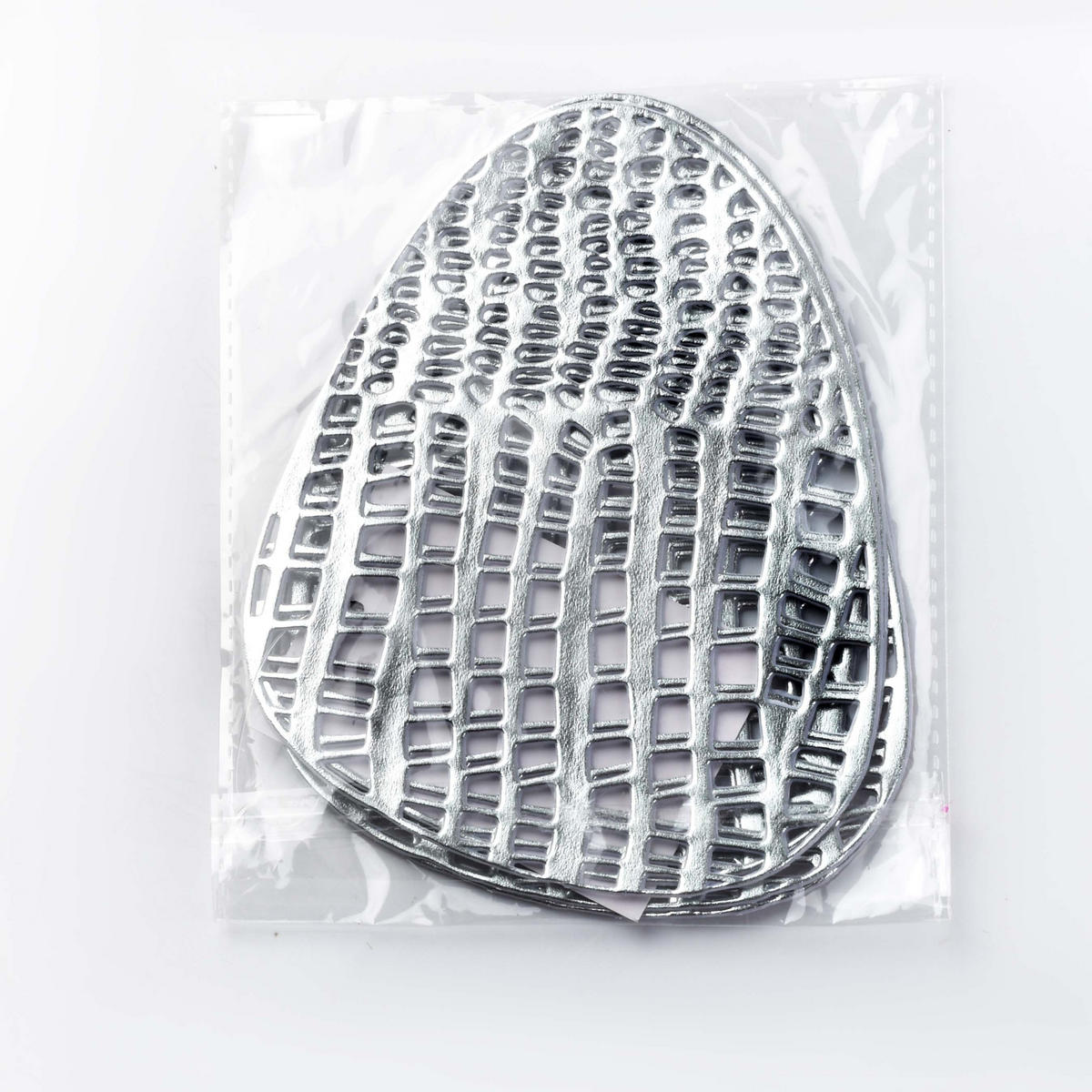 GLASUNTERSETZER Leila Silber 13/11.5/1 cm Kunstoff - Silberfarben, Kunststoff (11.5/13cm) - Mondex
