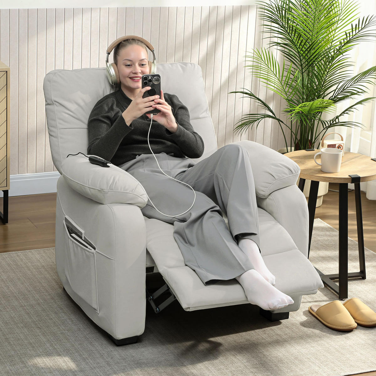 RELAXSESSEL DE-15436 elektrisch neigbar mit USB und Fußstütze Creme - Creme, Metall (90/103/96cm) - ComfortXL