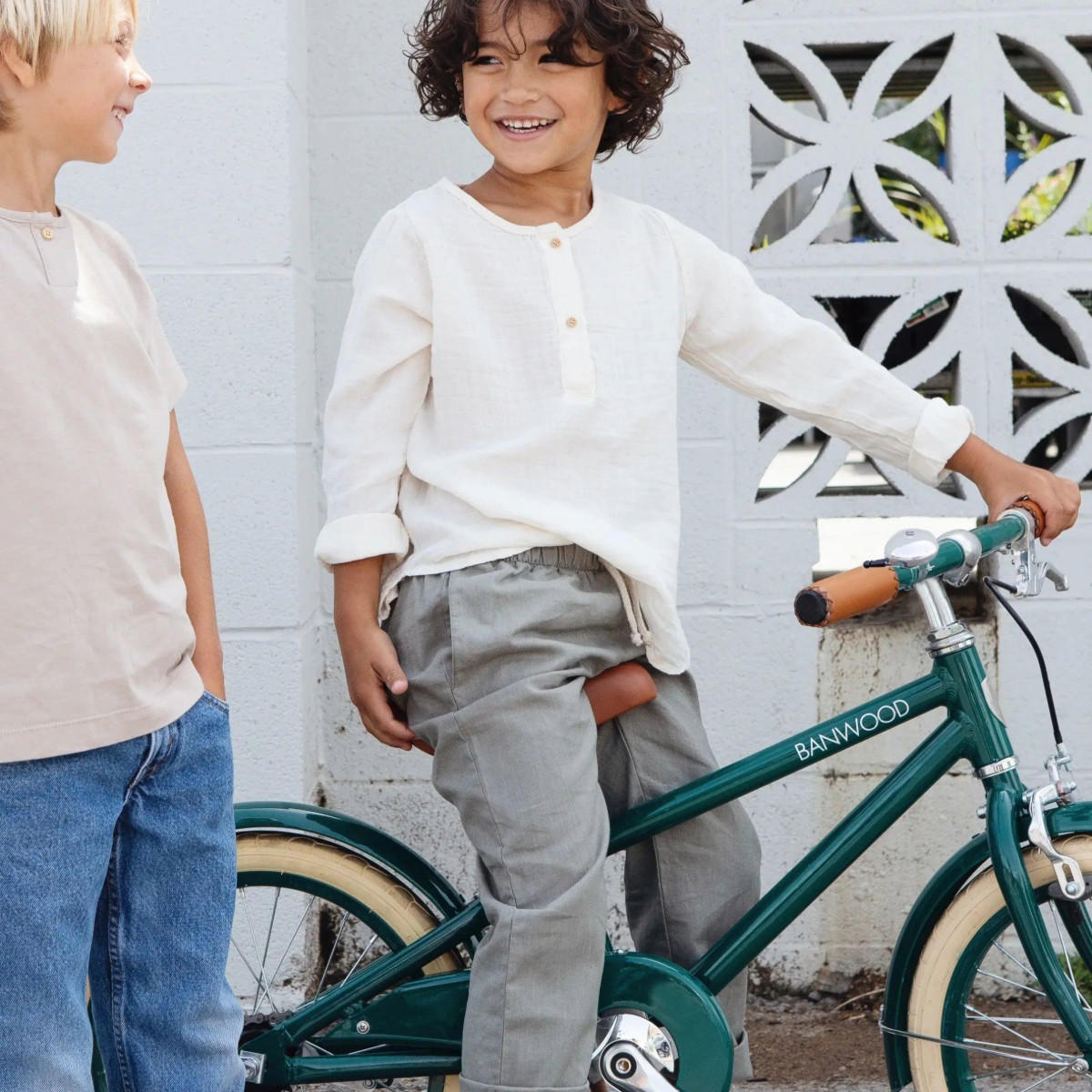 KINDERFAHRRAD aus Alu und Stahl, 4-7 Jahre, Grün - Dunkelgrün, Metall (23.5cm) - Banwood
