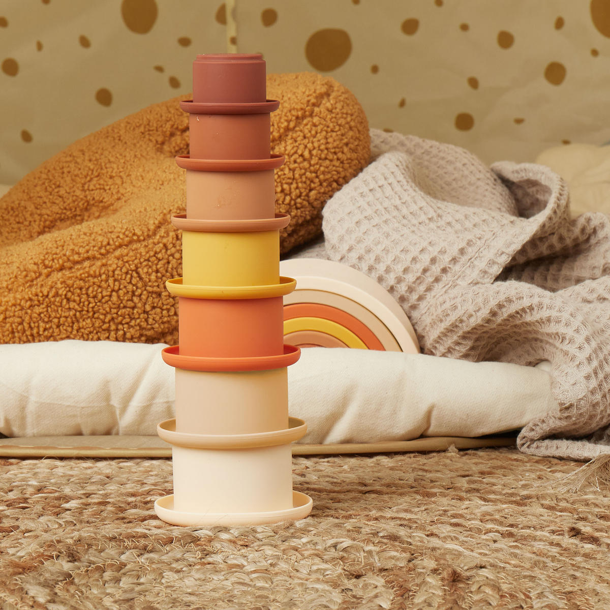 STAPELBECHER Stapelturm Silikon - ab 6 M - Dunkelorange, Kunststoff (80/75cm) - Bieco Spielwaren