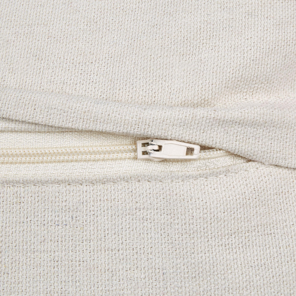 Dekokissen 2er-Set Braun 45/45 cm Teddybear - Braun, Naturmaterialen (45/45cm) - Beliani