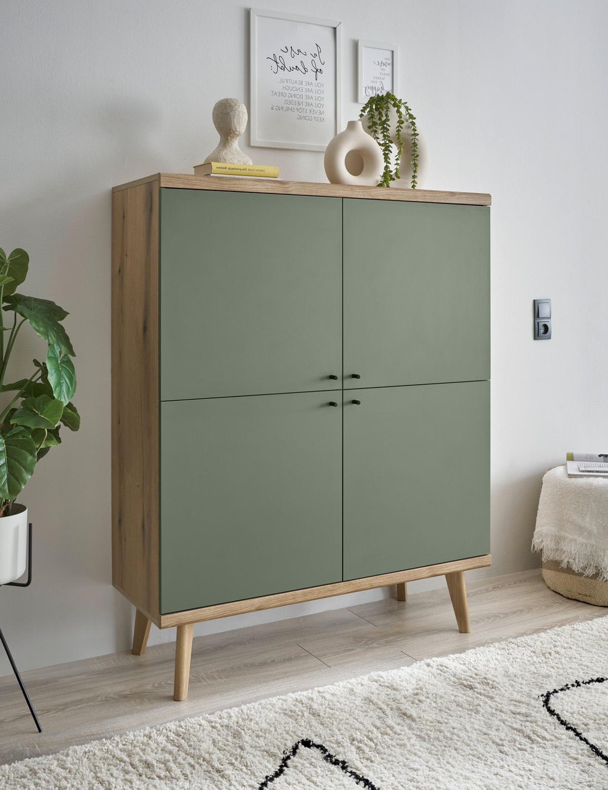 HIGHBOARD Salbei grün, Eiche Evoke, skandinavisch 107 cm, Kommode mit viel Stauraum - Salbeigrün/Eichefarben, Holz/Holzwerkstoff (107/134/40cm) - Furn.Design