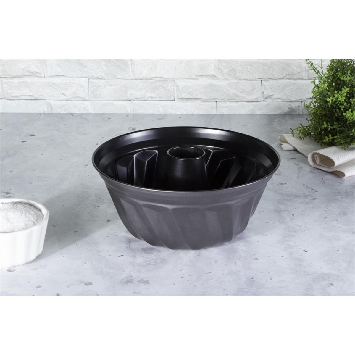 BACKFORM Schwarz 25/25/7.5 cm BH1824 - Schwarz, Metall (25/7.5/25cm) - Berlinger Haus