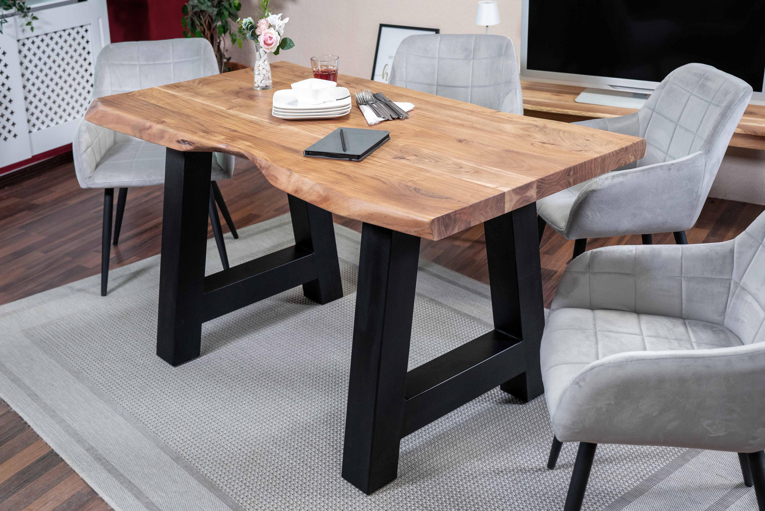 ESSTISCH CALI - Beige/Schwarz, Holz/Metall (85/160/77cm) - SAM