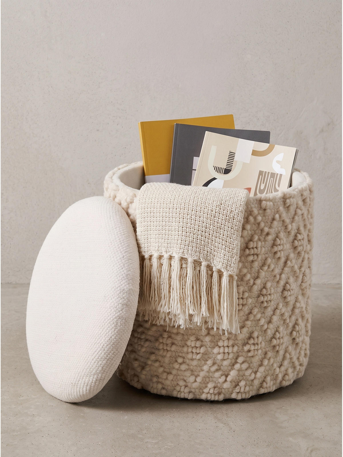 SITZHOCKER RHONE, Stoff, mit Textilbezug, mit Noppenstruktur, Creme, Ø 40 x 45 cm - Beige/Creme, Textil (40/45/40cm) - KADIMA DESIGN