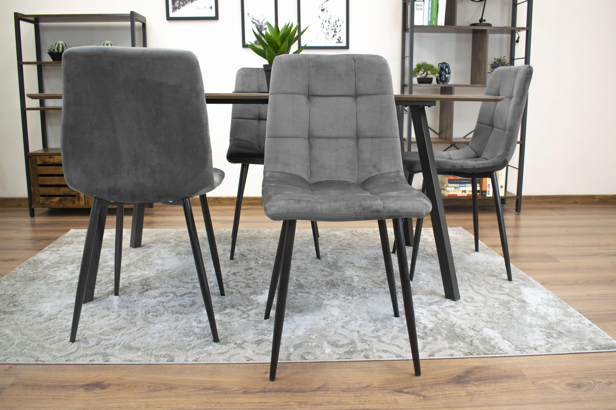 STUHL CETARA 4-er Set, Grau, mit Samtstoff gepolstert - Anthrazit, Textil/Metall (45/87/51cm) - Komodee