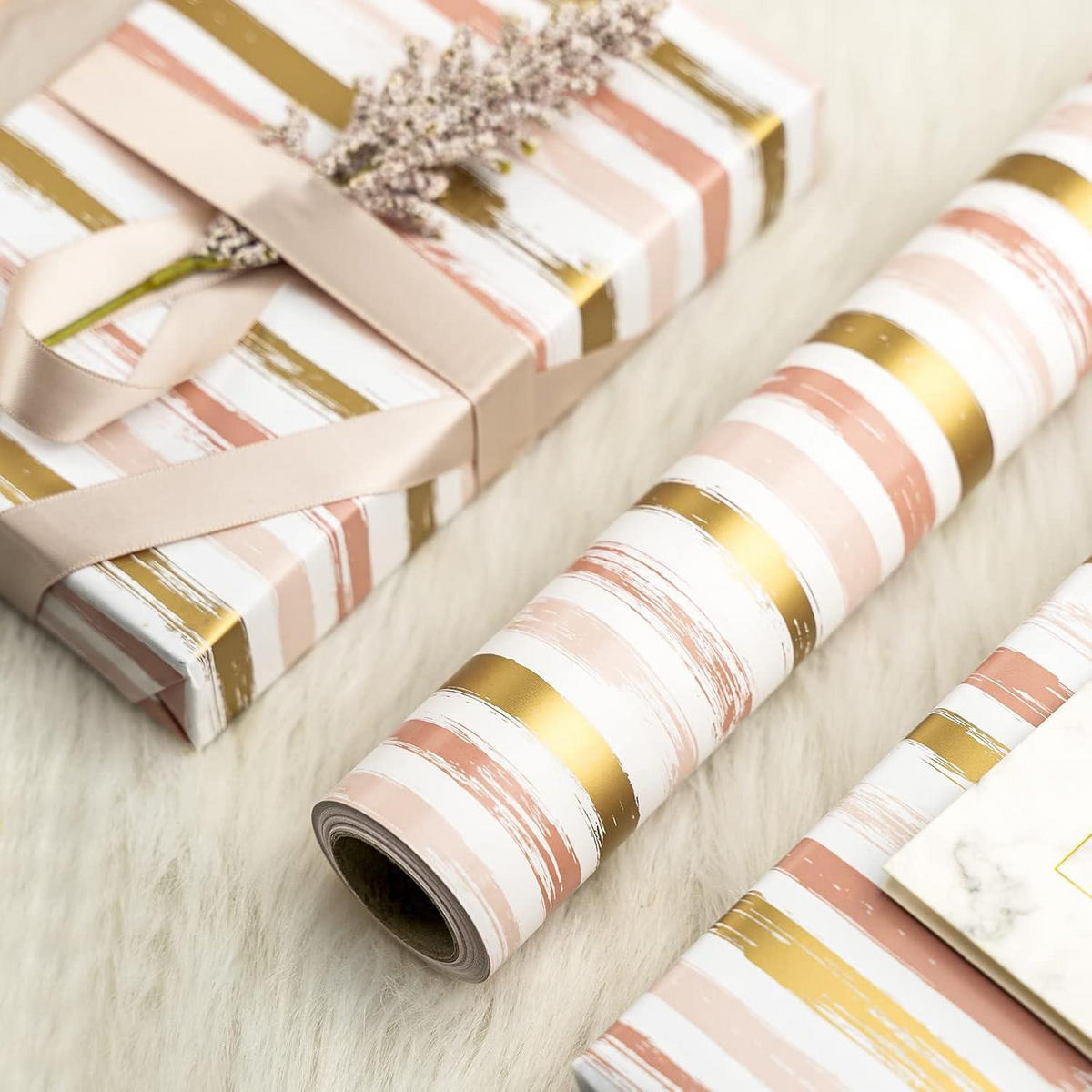 GESCHENKPAPIERROLLE Rosa/Goldene Linien 43,2 cm x 10 m - Multicolor, Papier (43.2/43.2/43.2cm)